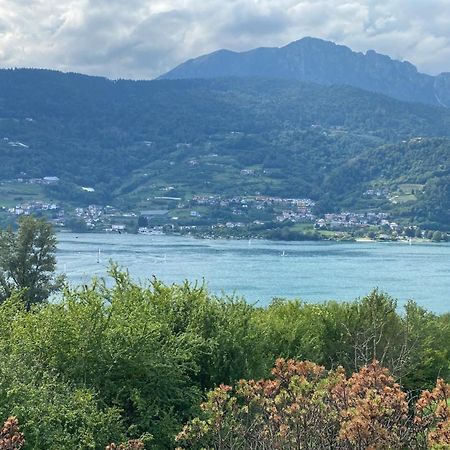 Lake Apartment Ischia White Tenna Екстериор снимка