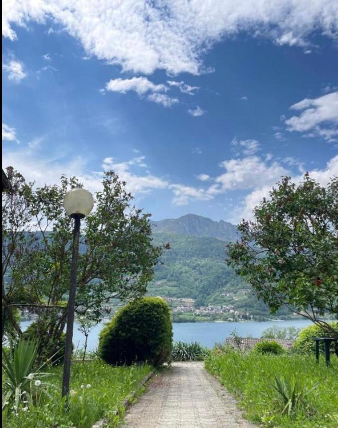 Lake Apartment Ischia White Tenna Екстериор снимка