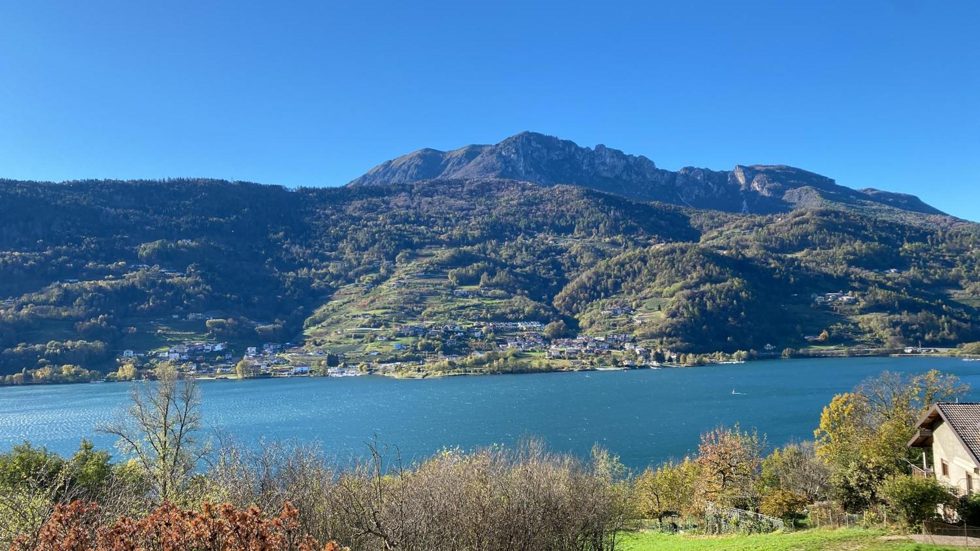 Lake Apartment Ischia White Tenna Екстериор снимка